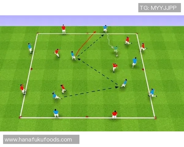 足球球星短传技巧解析与实战应用提升球场控球与传球精准度