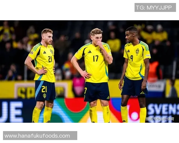 足球合照中出镜的球星是谁 如何辨识经典合照中的明星球员 足球合照中出镜的球星是谁 如何辨识经典合照中的明星球员